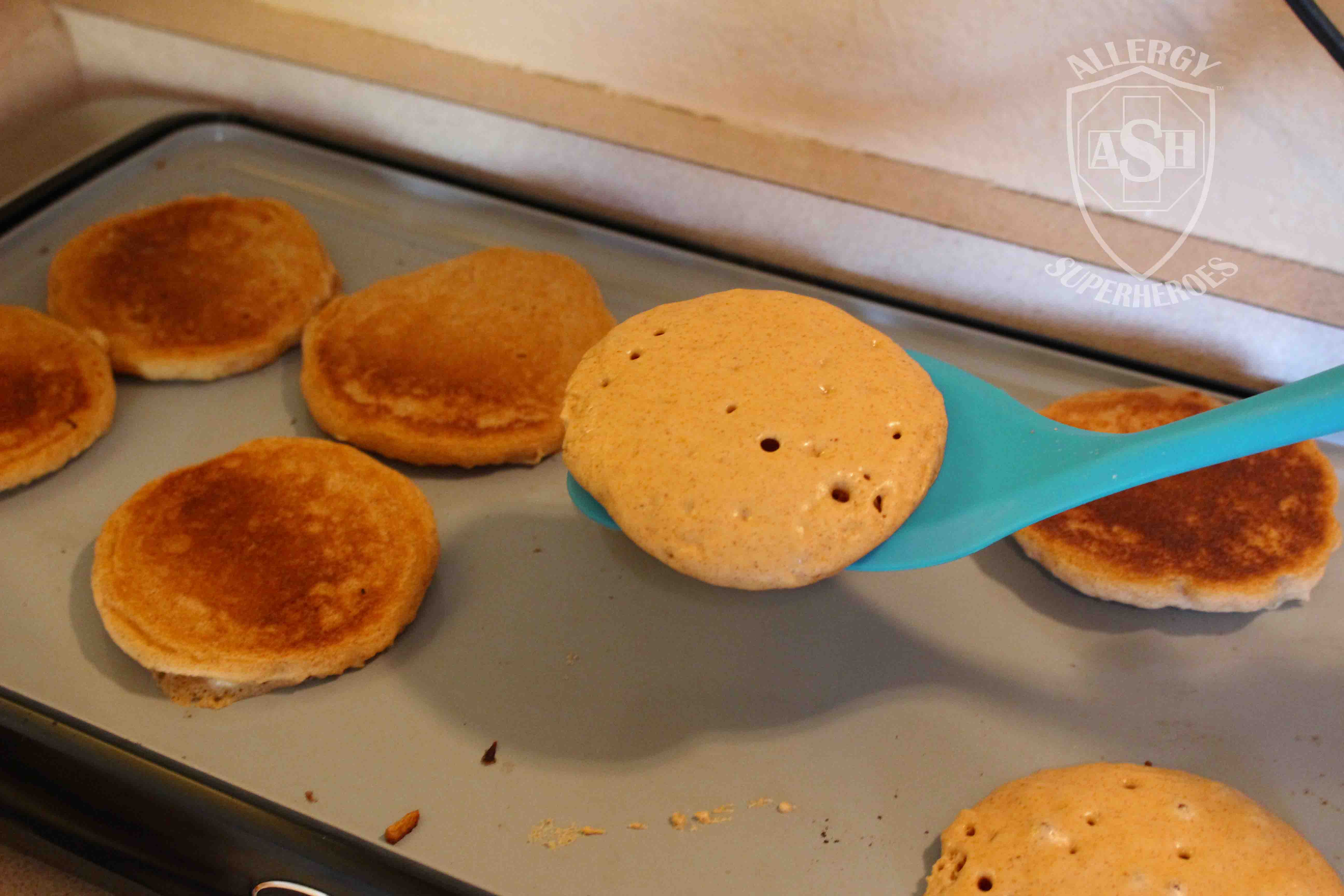 Gluten-Free Pumpkin Pancakes | a tasty seasonal breakfast | by Allergy Superheroes